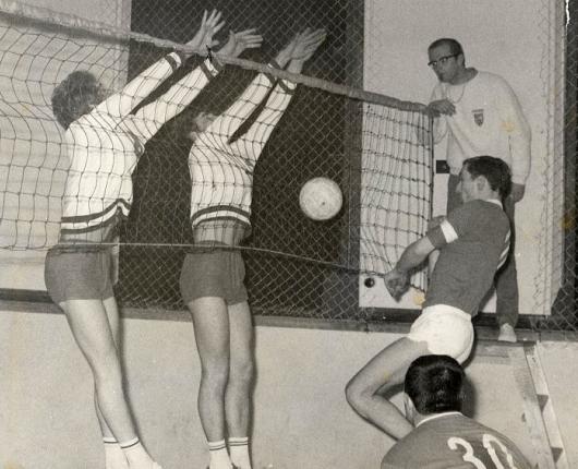 Een halve eeuw volleybalclub Knack Roeselare